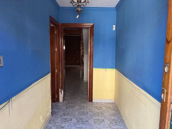 Foto 2 de Casa adossada en venda a calle Carrera Virgen de 3 habitacions amb terrassa