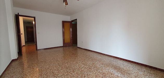 Foto 1 de Pis en venda a calle Concepción Arenal de 4 habitacions amb terrassa i ascensor