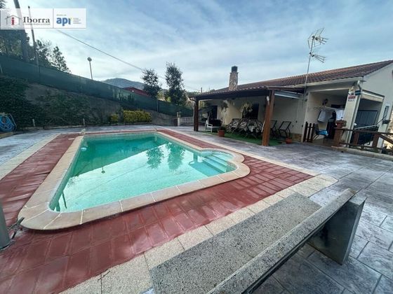 Foto 2 de Venta de chalet en Niàgara Parc - Ágora Parc - Roca Rossa de 4 habitaciones con terraza y piscina
