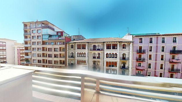 Foto 1 de Pis en venda a Portugalete de 3 habitacions amb terrassa i balcó