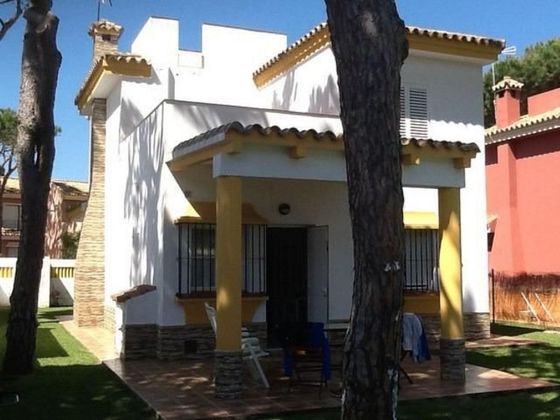 Foto 2 de Xalet en lloguer a Sancti Petri - La Barrosa de 3 habitacions amb terrassa i jardí