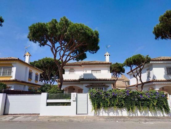 Foto 2 de Xalet en venda a Sancti Petri - La Barrosa de 3 habitacions amb terrassa i jardí
