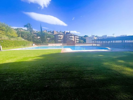 Foto 1 de Pis en venda a calle De Torrembo de 4 habitacions amb terrassa i piscina