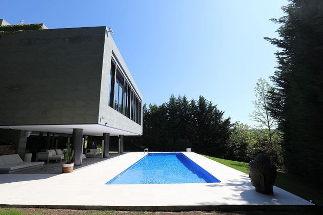 Foto 2 de Xalet en venda a calle Alta de 4 habitacions amb terrassa i piscina