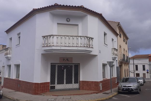 Foto 1 de Casa en venda a Monesterio de 3 habitacions amb terrassa