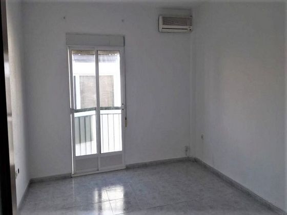 Foto 1 de Piso en venta en Santa Marta de 2 habitaciones con terraza