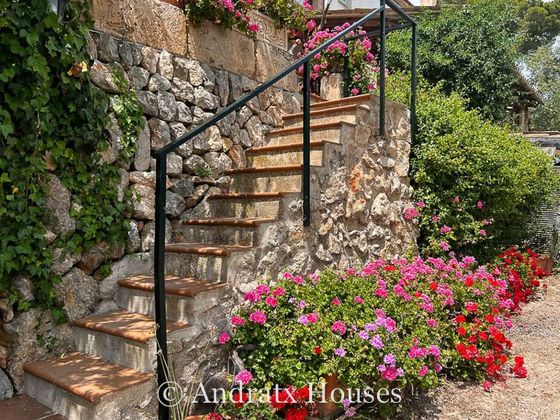 Foto 2 de Chalet en venta en Port d'Andratx de 4 habitaciones con terraza y jardín