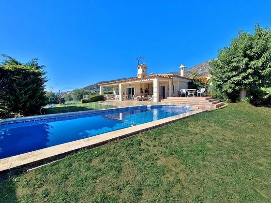 Foto 2 de Xalet en venda a Palau-Saverdera de 4 habitacions amb terrassa i piscina
