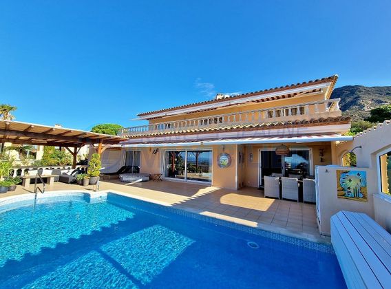 Foto 1 de Xalet en venda a Palau-Saverdera de 6 habitacions amb terrassa i piscina