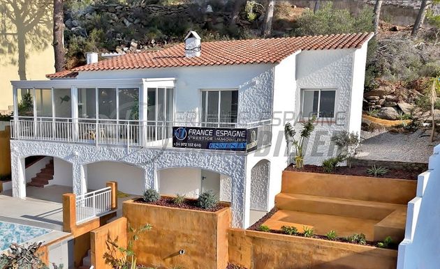 Foto 1 de Xalet en venda a Port Esportiu - Puig Rom - Canyelles de 3 habitacions amb terrassa i piscina