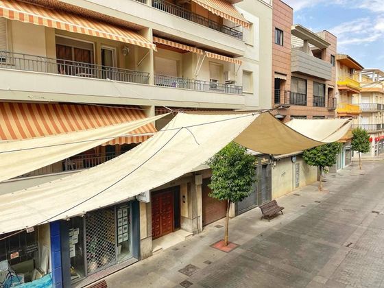 Foto 2 de Piso en venta en Andújar de 4 habitaciones con jardín y aire acondicionado