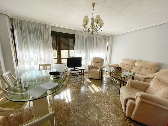 Foto 2 de Pis en venda a Andújar de 3 habitacions amb aire acondicionat i ascensor