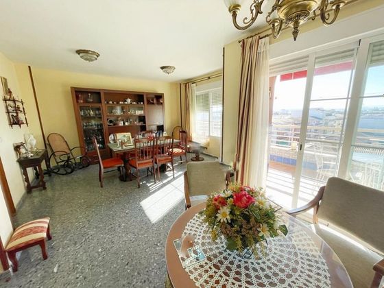 Foto 2 de Pis en venda a Andújar de 5 habitacions amb terrassa i balcó