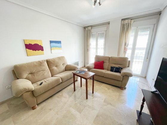 Foto 2 de Piso en venta en Andújar de 3 habitaciones con garaje y balcón