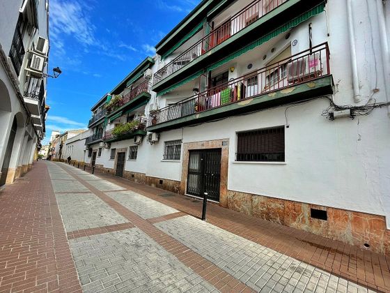Foto 1 de Pis en venda a Andújar de 4 habitacions amb balcó