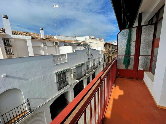 Foto 2 de Pis en venda a Andújar de 4 habitacions amb balcó