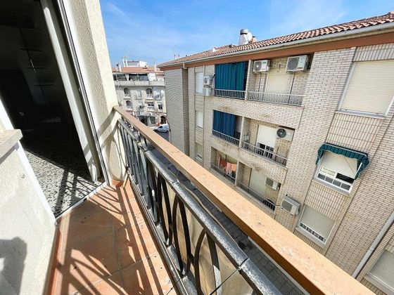 Foto 2 de Pis en venda a Andújar de 4 habitacions amb balcó i ascensor
