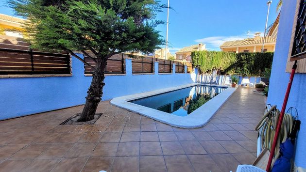 Foto 2 de Casa en venda a calle Monasterio Venta de Baños de 5 habitacions amb terrassa i piscina