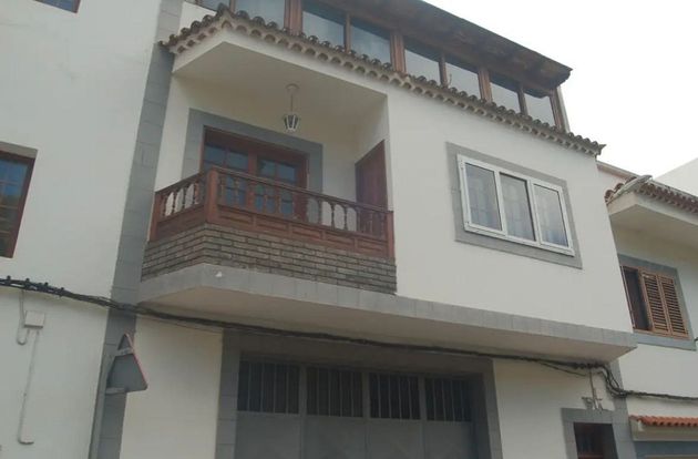 Foto 1 de Venta de casa adosada en El Álamo-Arbejales de 4 habitaciones con terraza y garaje