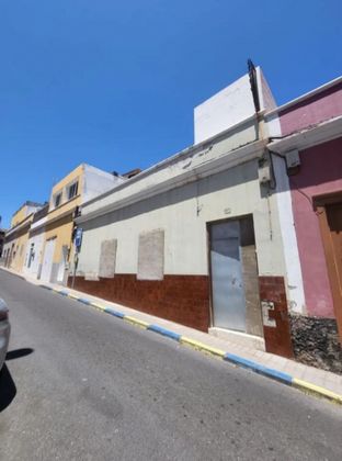 Foto 1 de Casa en venda a calle Real de San Juan de 6 habitacions i 250 m²