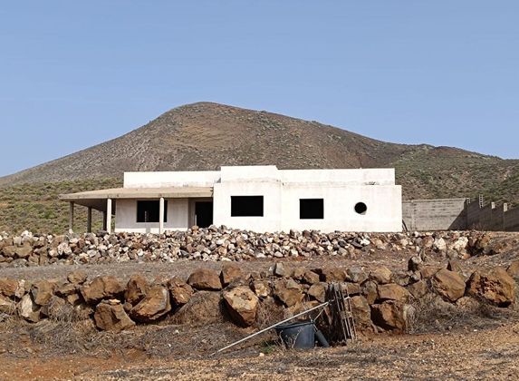 Foto 1 de Xalet en venda a Valle de los Nueve - El Ejido - Medianías de 1 habitació i 150 m²