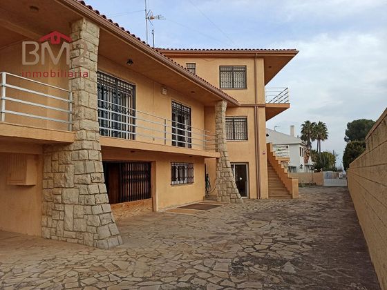 Foto 2 de Chalet en venta en Zona Papa Luna - Platja del Gurugú de 5 habitaciones con terraza y garaje