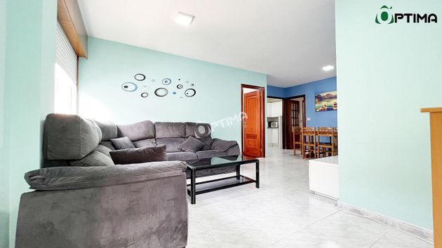 Foto 1 de Piso en venta en Muros de 2 habitaciones con piscina y garaje
