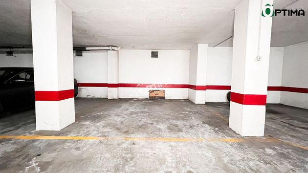 Foto 1 de Garaje en alquiler en Ensanche - Sar de 18 m²