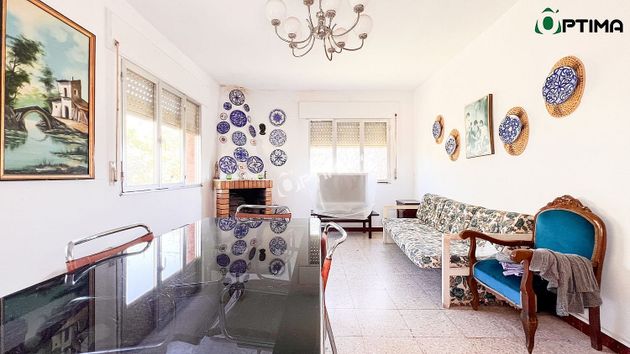 Foto 1 de Chalet en venta en Arzúa de 4 habitaciones con garaje y jardín