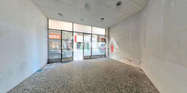 Foto 2 de Local en venda a Balaguer de 60 m²