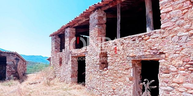 Foto 2 de Casa rural en venda a Torre de Cabdella, La de 5 habitacions amb terrassa