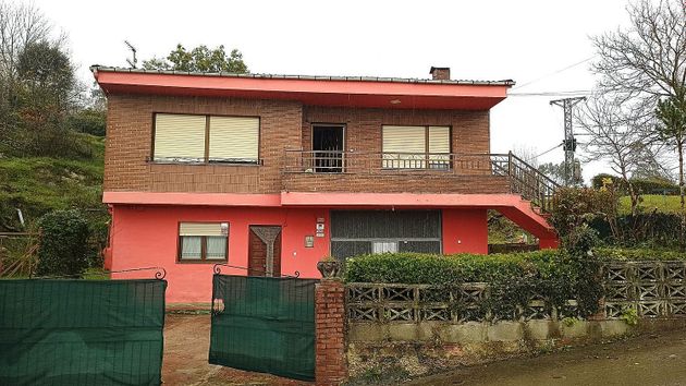 Foto 1 de Xalet en venda a barrio Golbardo El Tocial de 4 habitacions amb balcó i calefacció