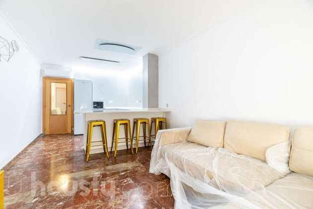 Foto 2 de Alquiler de piso en Padre Jaime - Los Cabos de 2 habitaciones con muebles y aire acondicionado
