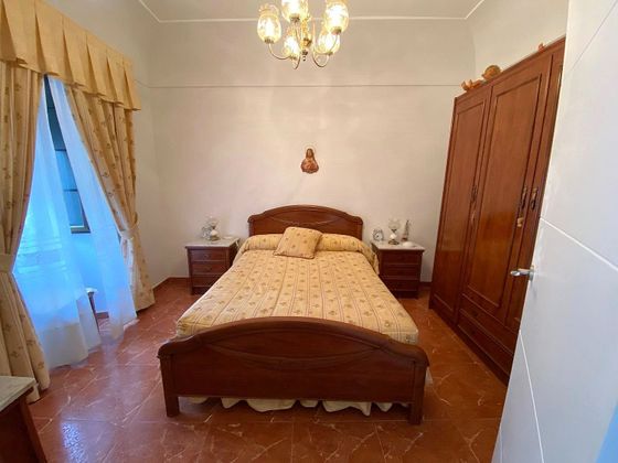 Foto 2 de Xalet en venda a Almendralejo de 2 habitacions amb jardí i aire acondicionat