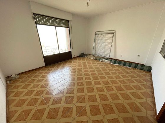 Foto 2 de Piso en venta en Almendralejo de 3 habitaciones con terraza