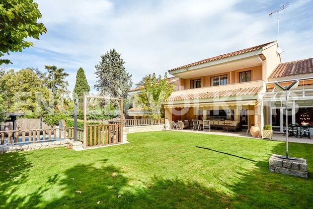 Foto 1 de Xalet en venda a Mirasierra de 11 habitacions amb terrassa i piscina