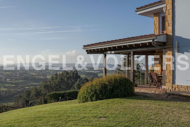 Foto 2 de Xalet en venda a Bernueces de 4 habitacions amb terrassa i piscina