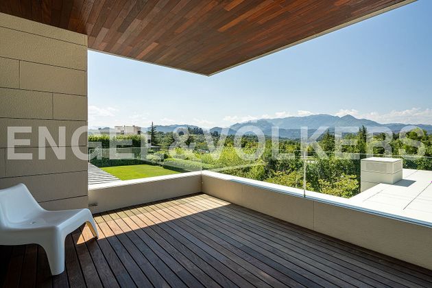 Foto 2 de Xalet en venda a Montecerrao de 7 habitacions amb terrassa i piscina