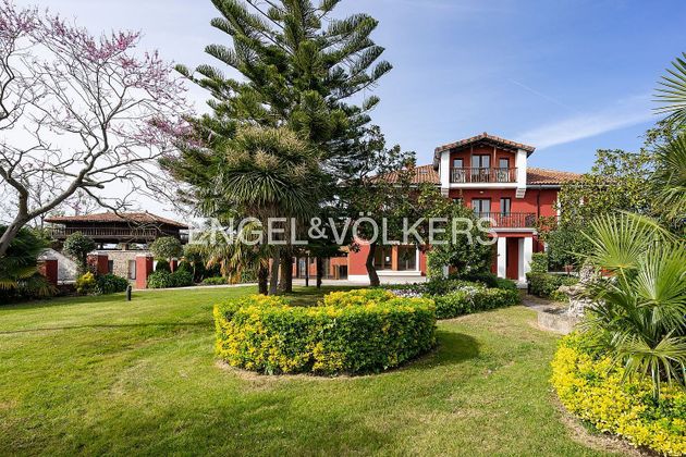 Foto 2 de Xalet en venda a calle De la Cuesta Gil de 6 habitacions amb terrassa i jardí