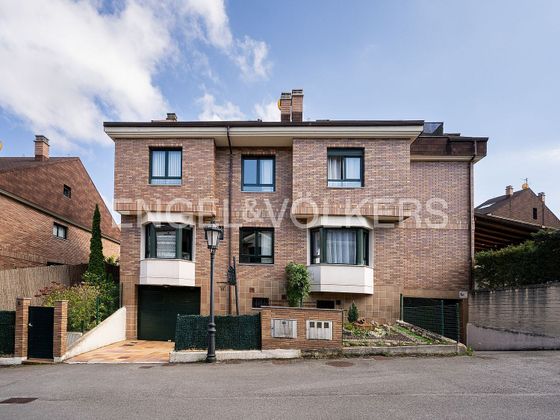 Foto 1 de Casa en venda a calle Lugar Olivares de 5 habitacions amb terrassa i garatge