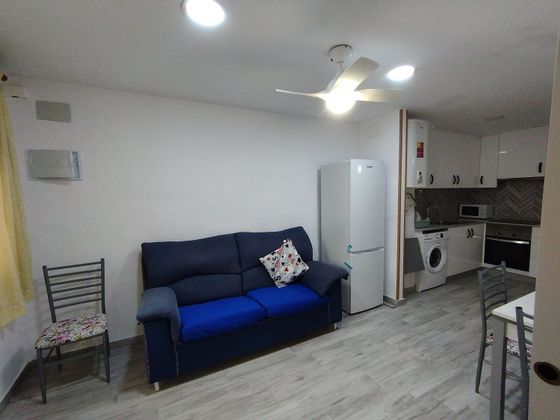 Foto 2 de Piso en alquiler en Benimaclet de 2 habitaciones con terraza y muebles