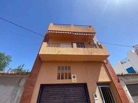 Foto 1 de Casa en venta en calle Puntalico de 4 habitaciones con terraza y garaje
