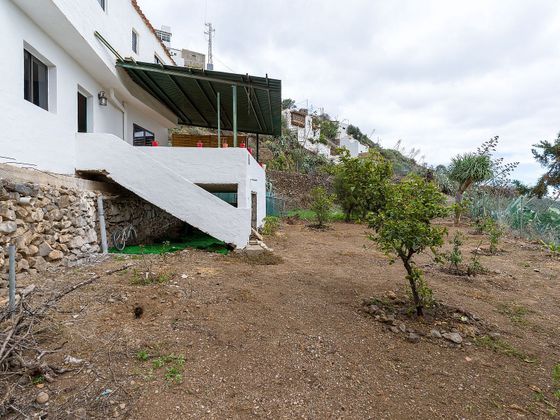 Foto 2 de Casa rural en venda a calle Los Llanetes de 3 habitacions amb terrassa i jardí