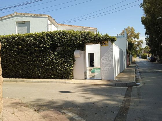 Foto 2 de Casa en alquiler en calle Las Violetas de 5 habitaciones con terraza y piscina