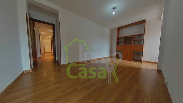 Foto 1 de Piso en venta en Milán - Pumarín - Teatinos de 3 habitaciones con terraza y balcón