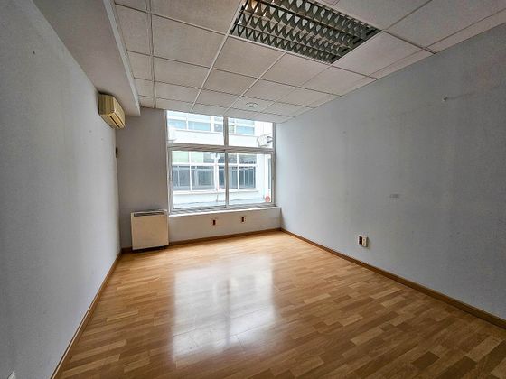Foto 2 de Alquiler de oficina en calle De Pantoja de 500 m²