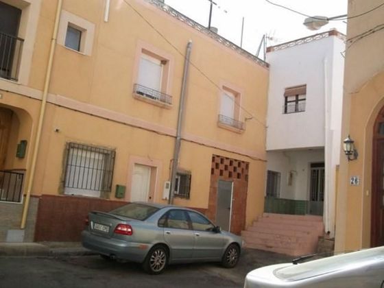 Foto 2 de Casa en venda a calle Torreta de 1 habitació i 144 m²