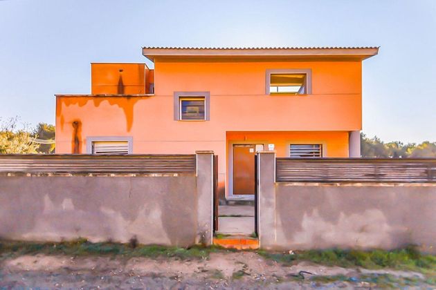 Foto 1 de Casa en venda a calle Crespià de 4 habitacions amb terrassa i garatge