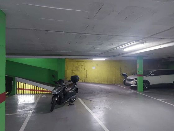 Foto 2 de Garatge en venda a paseo De Maluquer de 10 m²