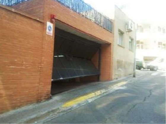 Foto 1 de Garaje en venta en calle De Josep Saltó de 10 m²